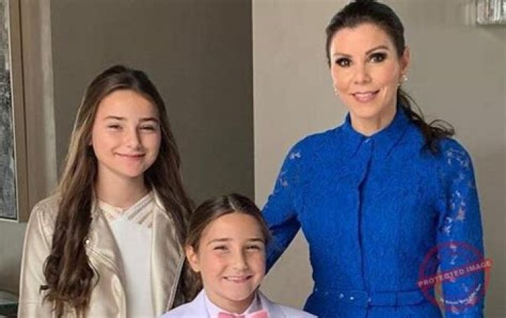 Marcela Mistral Bio, Wiki, Age, Height, Parents, Husband, Kids, Timbiriche,Blog and Net Worth