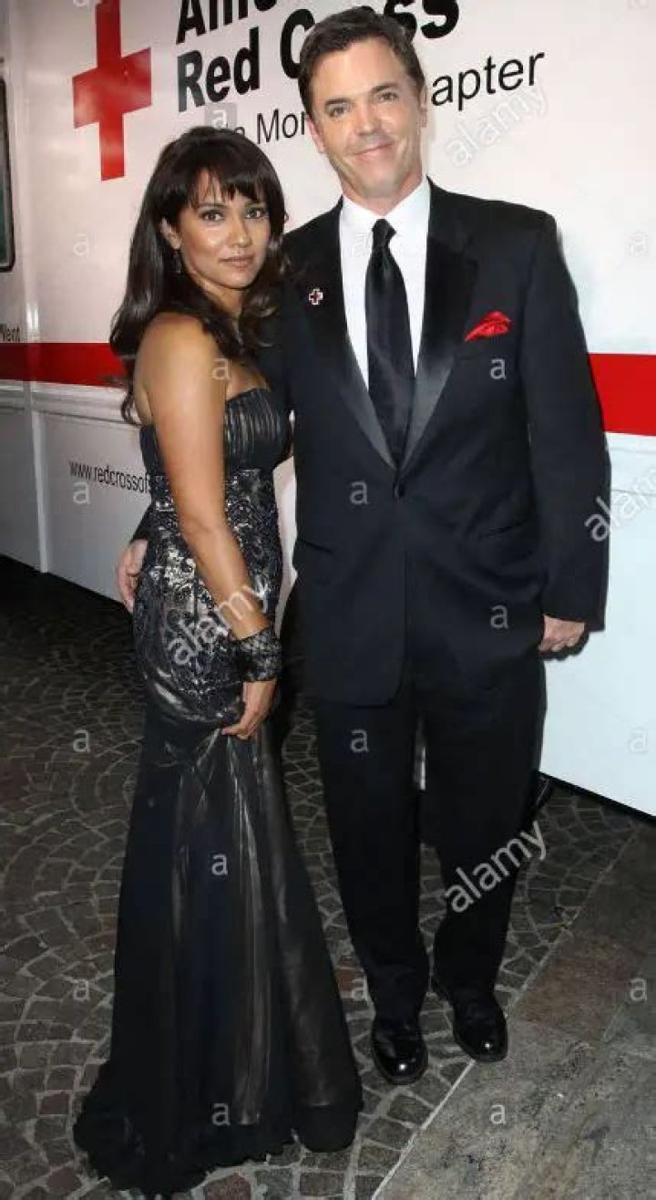 Renee Young- Bio, Married, Family, Facts about Dean Ambrose’s Wife